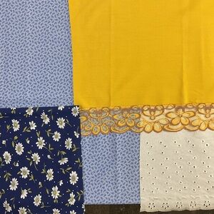 Vintage 4 piece coordinated fabric lot for sewing & crafting